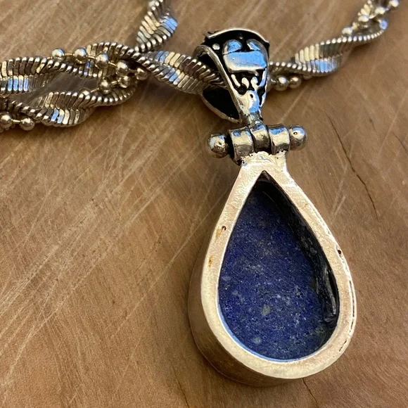 Beautiful Sarah Coventry 925 silver lapis lazuli pendant on an Italy twist chain - Picture 7 of 14